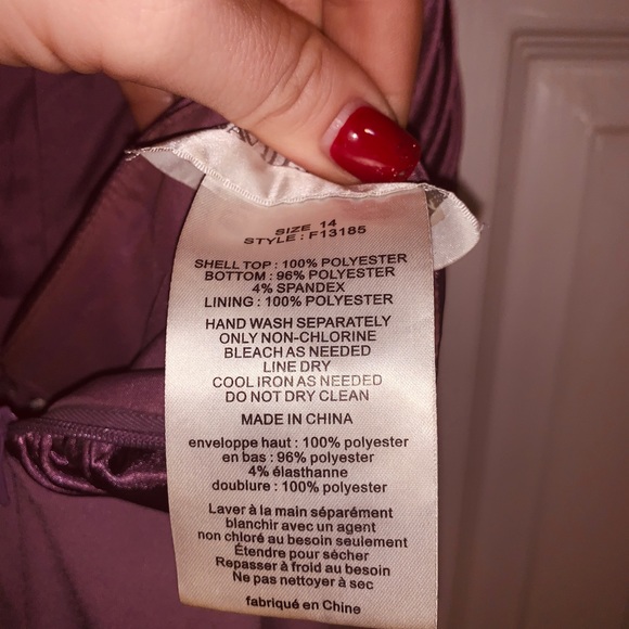 David’s Bridal Bridesmaid dress in lilac Size 14 - Picture 8 of 8